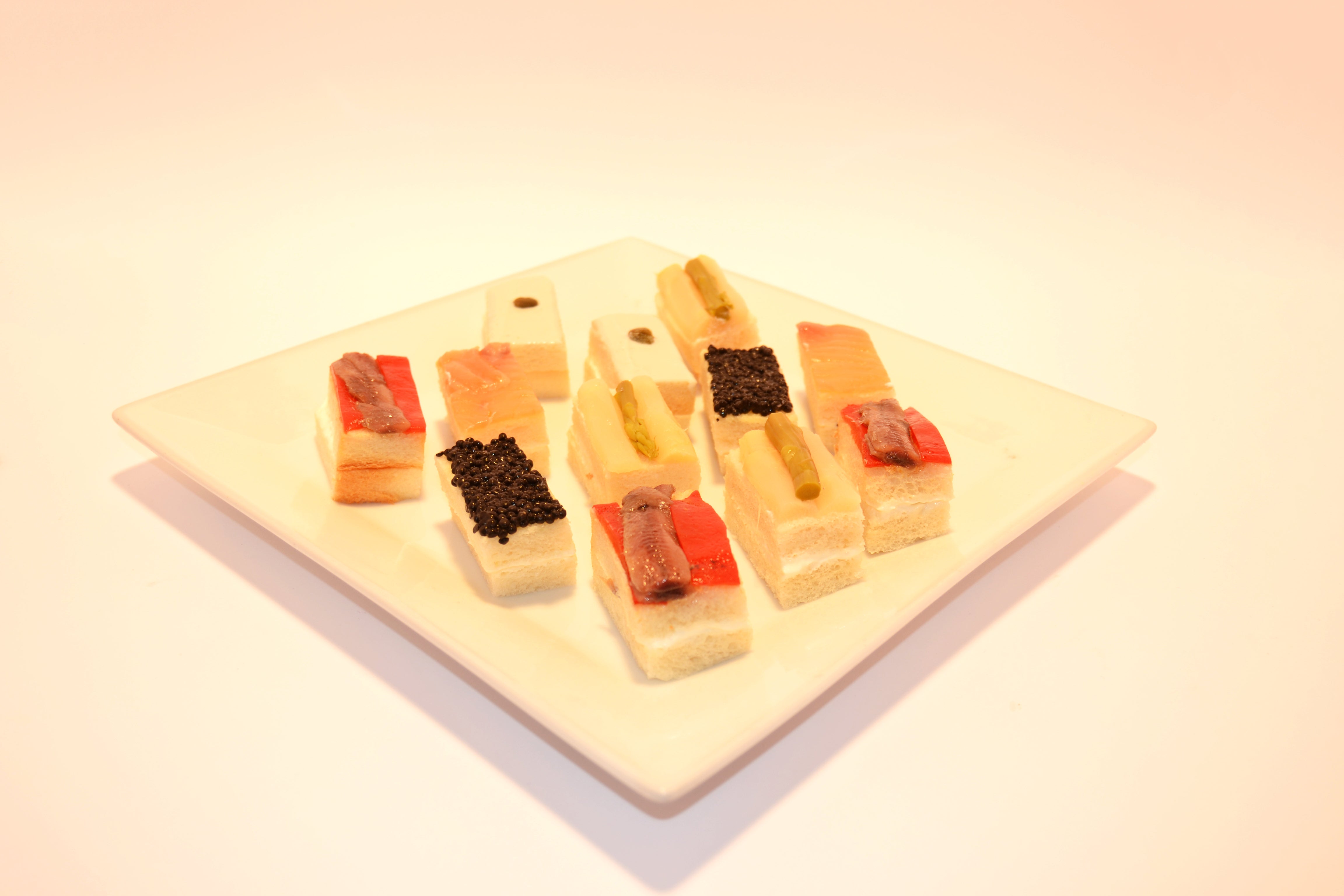 1. Canapés navideños de Lepanto